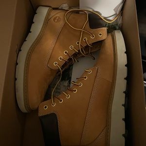Women’s timberland shoes